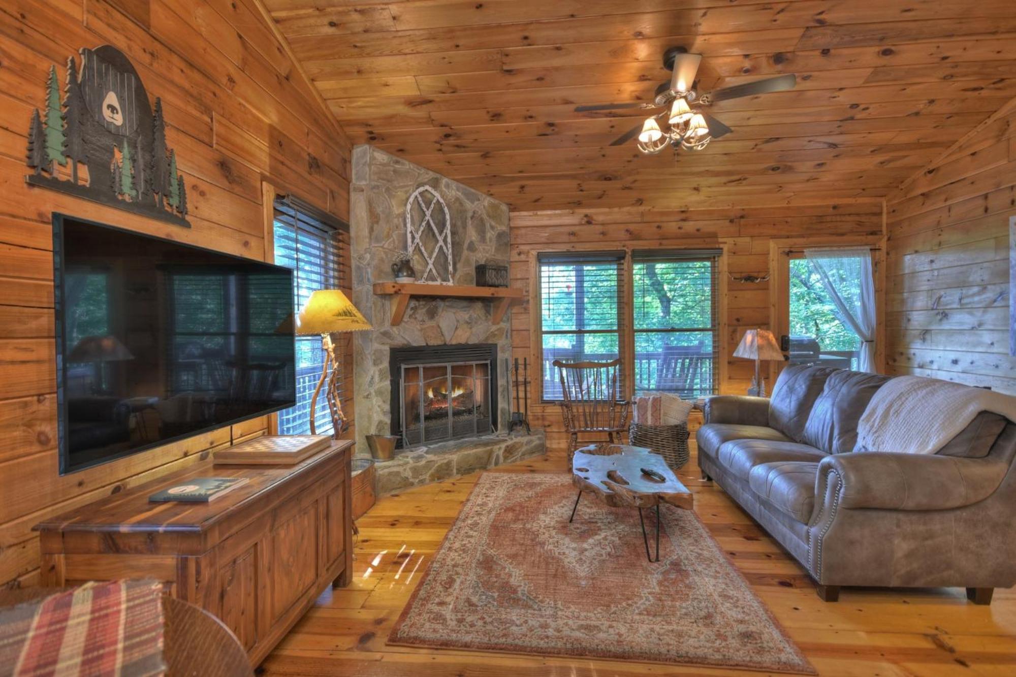 Bearfoot Ridge Wood-Burning Fireplace Cozy Hot Tub Serene Views Ellijay Exteriör bild